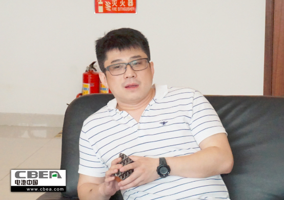 1465897097577037536.jpg 4.jpg