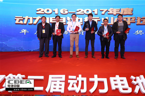 2016-2017年度動力電池行業(yè)評選”結(jié)果揭曉:鋰電行業(yè)誰領(lǐng)風(fēng)騷 2016-2017年度動力電池行業(yè)評選”結(jié)果揭曉:鋰電行業(yè)誰領(lǐng)風(fēng)騷