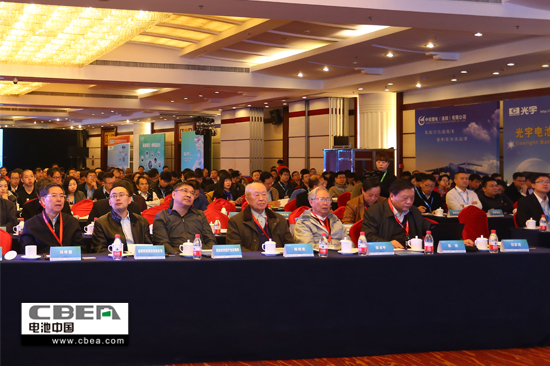 突破桎梏 攜手發(fā)展——2017’第二屆動(dòng)力電池應(yīng)用國(guó)際峰會(huì)圓滿落幕 突破桎梏 攜手發(fā)展——2017’第二屆動(dòng)力電池應(yīng)用國(guó)際峰會(huì)圓滿落幕