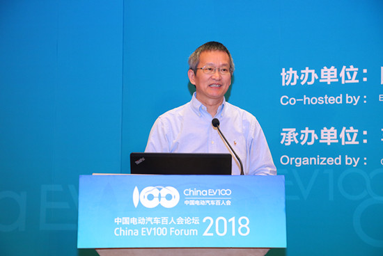 1516509440002070197.jpg 主題峰會1-施雪松-斑馬網(wǎng)絡(luò)技術(shù)有限公司CEO(2).jpg