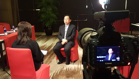 1521100818412065517.jpg 中國化學(xué)與物理電源行業(yè)協(xié)會(huì)秘書長劉彥龍接受電池中國網(wǎng)采訪.jpg