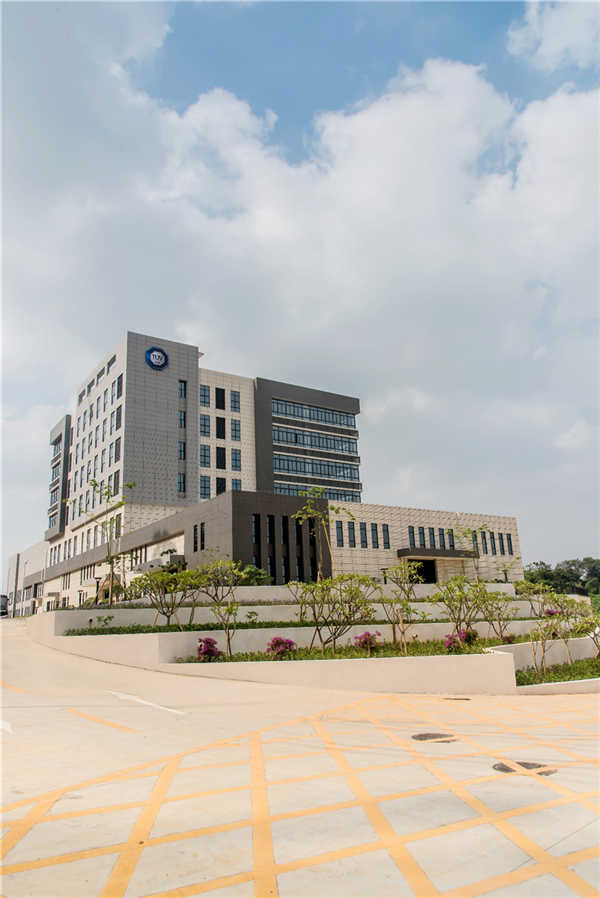 TüV南德：以德國(guó)技術(shù)和世界級(jí)服務(wù)助力新能源汽車產(chǎn)業(yè)發(fā)展