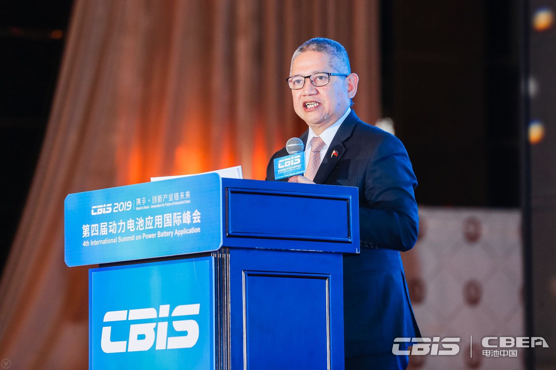 格倫·佩尼亞蘭達：菲律賓在原材料、電動汽車和儲能方面充滿發展機會