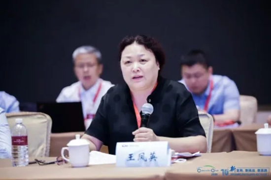 汽車界大佬云集,2020年中國汽車T10峰會在上海召開 汽車界大佬云集,2020年中國汽車T10峰會在上海召開