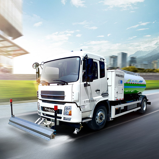 防疫在行動 銀隆純電動市政環(huán)衛(wèi)車助力城市消殺工作 防疫在行動 銀隆純電動市政環(huán)衛(wèi)車助力城市消殺工作