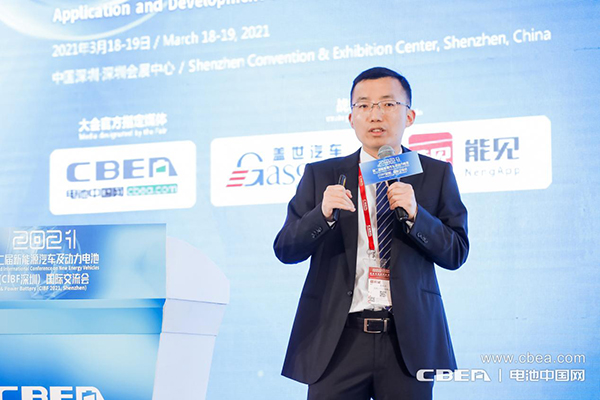 萬(wàn)向一二三石先興:基于811體系開(kāi)發(fā)的軟包電池 能量密度已達(dá)300Wh/kg 萬(wàn)向一二三石先興:基于811體系開(kāi)發(fā)的軟包電池 能量密度已達(dá)300Wh/kg