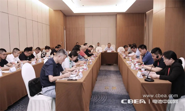 聚焦標準建設(shè)和人才培養(yǎng)，氫能與燃料電池專題研討會在滬舉辦