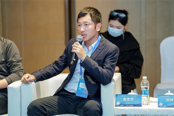 “Li+學社”高端對話：警惕全球化機遇下，鋰電企業的出海挑戰和技術迭代風險