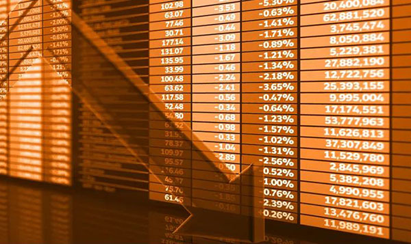 回歸理性,價(jià)格跌破15萬(wàn)元/噸的碳酸鋰 回歸理性,價(jià)格跌破15萬(wàn)元/噸的碳酸鋰