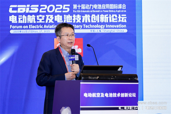 克能新能源柯克博士發表主題演講：鋰電新周期下中等規格軟包電池的發展空間展望